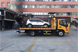 建昌汽车紧急补胎换胎救援